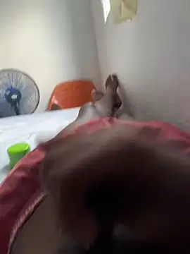 Snapshot of elnegro_696 chatting on 12/02/25, 08:37 elnegro 696 online show from 12/02/25, 08:37