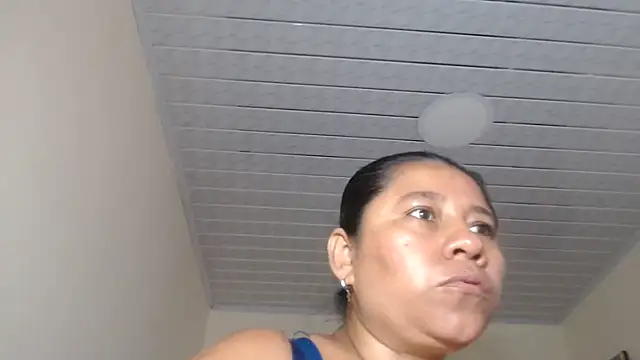 adrixxx38 online show from 10/07/25, 05:43