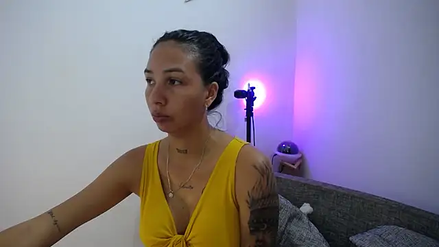 Allyson Smith online show from 12/29/24, 07:43