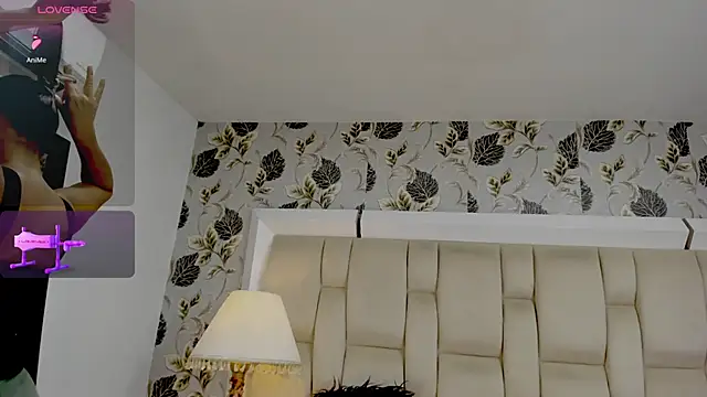 zarahdivousi online show from 02/15/25, 07:28