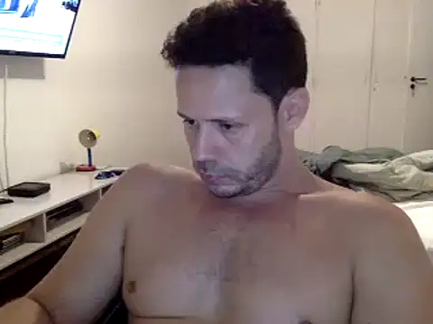 Snapshot of FelipeRiver chatting on 01/11/25, 02:09 FelipeRiver online show from 01/11/25, 02:09