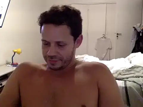 Snapshot of FelipeRiver chatting on 02/05/25, 02:08 FelipeRiver online show from 02/05/25, 02:08