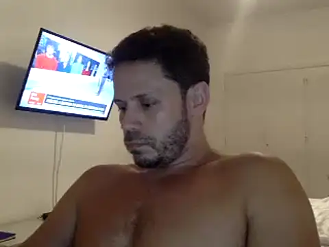 Snapshot of FelipeRiver chatting on 02/18/25, 11:19 FelipeRiver online show from 02/18/25, 11:19