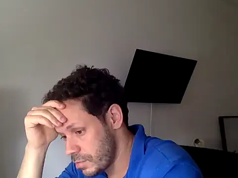 Snapshot of FelipeRiver chatting on 10/03/25, 01:52 FelipeRiver online show from 10/03/25, 01:52