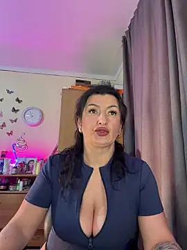 Hotangel75 online show from 04/05/26, 04:48