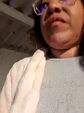 mila38 online show from 02/19/26, 08:38