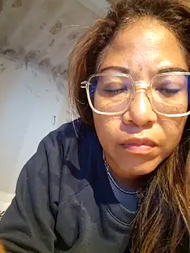 Snapshot of mila38 chatting on 05/13/26, 07:11 mila38 online show from 05/13/26, 07:11