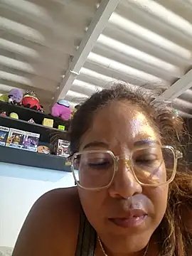 Snapshot of mila38 chatting on 07/16/26, 04:46 mila38 online show from 07/16/26, 04:46