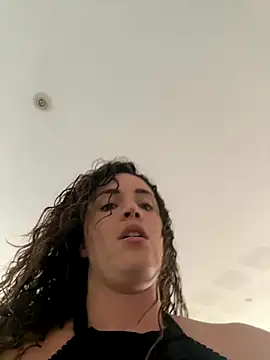 Clara-xoxo online show from 10/10/25, 01:10