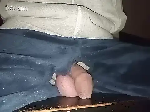 Snapshot of Bigdick666cm chatting on 12/02/24, 01:58 Bigdick666cm online show from 12/02/24, 01:58