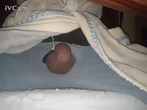 Snapshot of Bigdick666cm chatting on 01/19/25, 04:04 Bigdick666cm online show from 01/19/25, 04:04