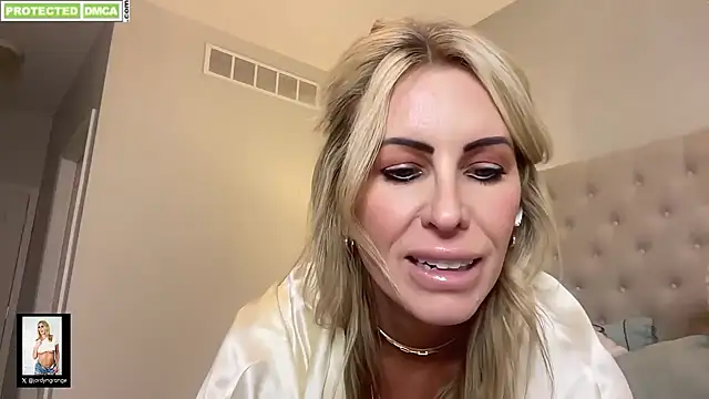 Snapshot of JordynGrange chatting on 02/12/25, 10:04 JordynGrange online show from 02/12/25, 10:04