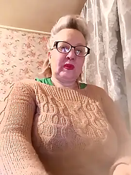 Snapshot of Cerd_Ayaz chatting on 02/15/26, 04:36 Cerd Ayaz online show from 02/15/26, 04:36