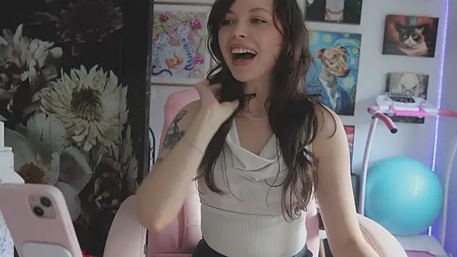 makiyahbelle online show from 02/16/26, 03:57