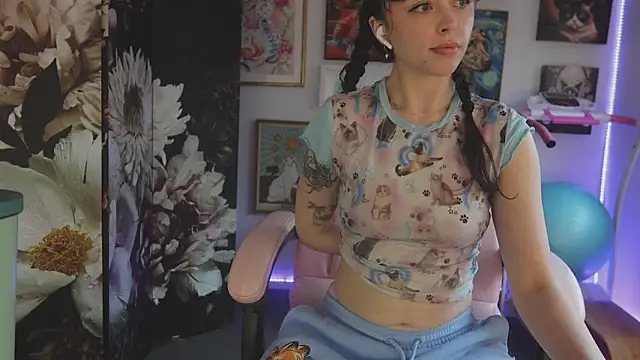 makiyahbelle online show from 05/14/26, 06:53