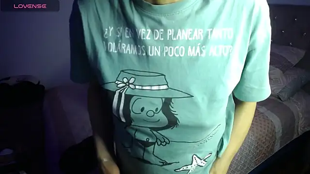 cristin doll  online show from 01/09/25, 03:47