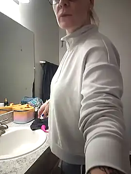 HollyTattoo online show from 01/22/25, 02:24