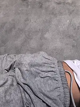 Snapshot of winterison chatting on 10/02/25, 02:51 winterison online show from 10/02/25, 02:51