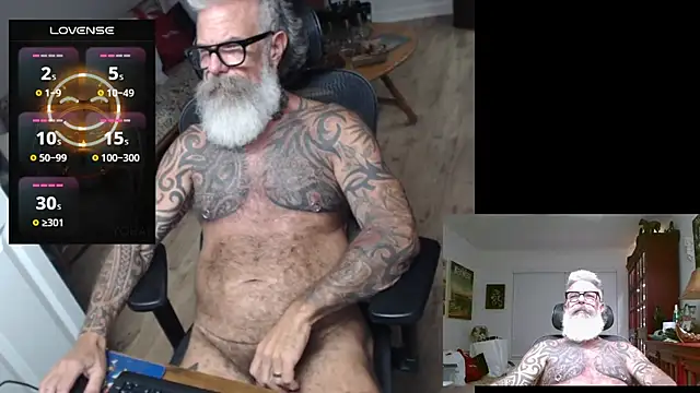 Snapshot of njdbear chatting on 07/31/26, 02:44 njdbear online show from 07/31/26, 02:44
