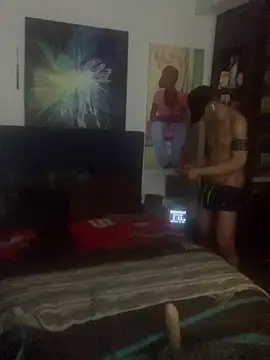 Snapshot of sashamate chatting on 12/18/24, 07:47 sashamate online show from 12/18/24, 07:47