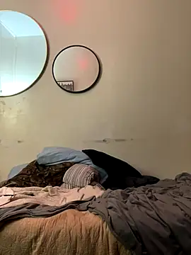 Snapshot of sashamate chatting on 09/28/25, 08:09 sashamate online show from 09/28/25, 08:09