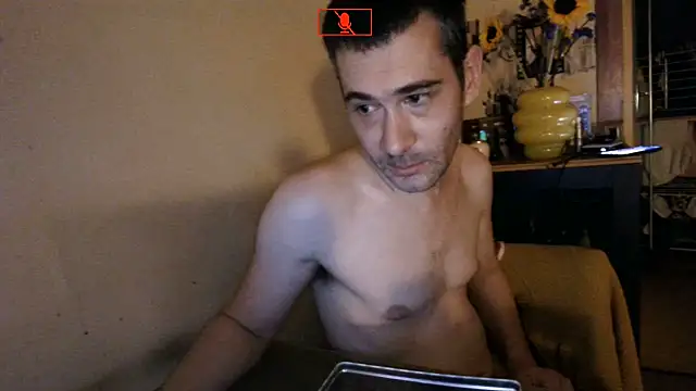 Snapshot of Ethangay chatting on 06/23/26, 06:28 Ethangay online show from 06/23/26, 06:28
