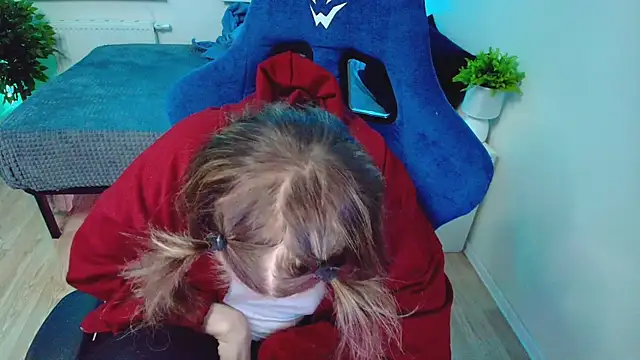 CranberryHot online show from 11/23/25, 02:17