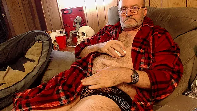 snickers1 online show from 10/30/25, 12:45