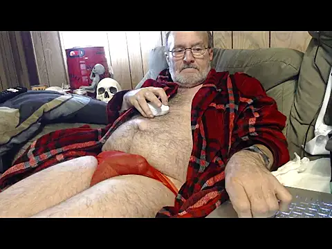 snickers1 online show from 11/18/25, 04:06