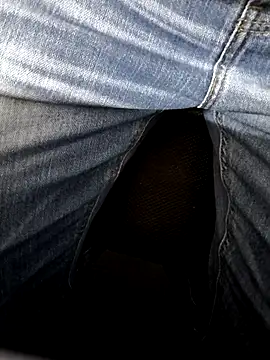 Leo Big online show from 11/25/25, 12:38