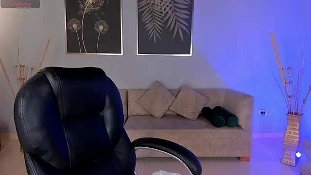 MorganHicks online show from 09/25/25, 07:17