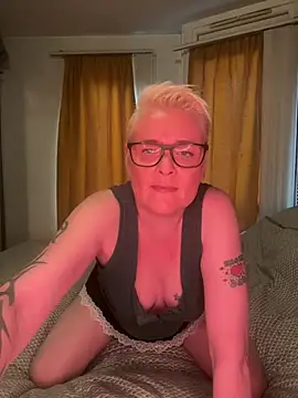 Gizzithehotone online show from 03/20/26, 03:06