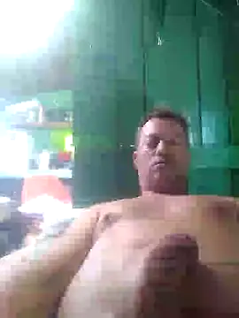 Snapshot of Alvaro2017 chatting on 01/15/25, 06:29 Alvaro2017 online show from 01/15/25, 06:29