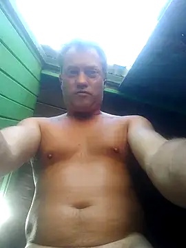 Snapshot of Alvaro2017 chatting on 02/20/25, 04:46 Alvaro2017 online show from 02/20/25, 04:46