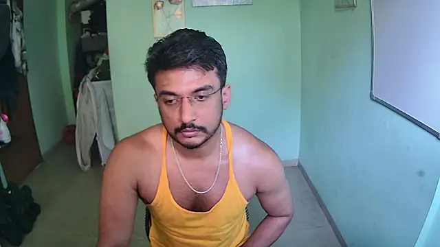 daringcutie online show from 10/17/25, 10:07