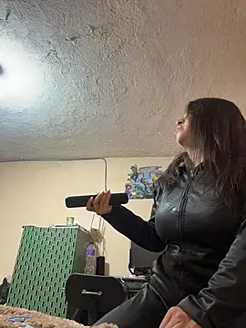 latinfemale online show from 11/05/25, 05:46