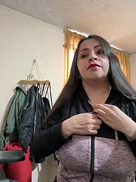 latinfemale online show from 02/14/26, 09:55