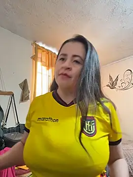 latinfemale online show from 06/30/26, 08:21