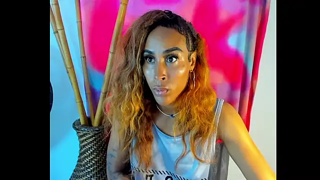 CarameloCeron online show from 11/25/25, 05:57