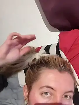 Snapshot of Mllesha74000 chatting on 01/05/25, 06:56 Mllesha74000 online show from 01/05/25, 06:56