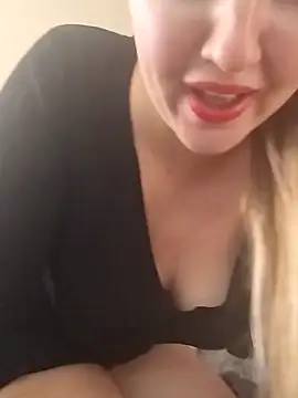 Snapshot of Mllesha74000 chatting on 01/23/25, 12:19 Mllesha74000 online show from 01/23/25, 12:19