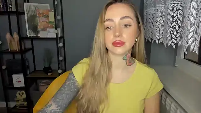 Snapshot of sexyCoralie chatting on 12/26/24, 10:59 sexyCoralie online show from 12/26/24, 10:59