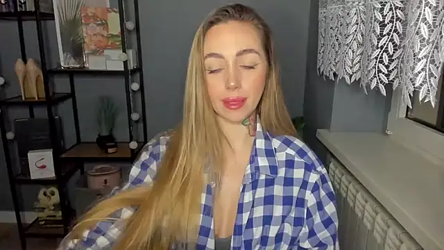 Snapshot of sexyCoralie chatting on 01/06/25, 02:25 sexyCoralie online show from 01/06/25, 02:25