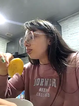 linda-schmidt online show from 10/02/25, 02:18