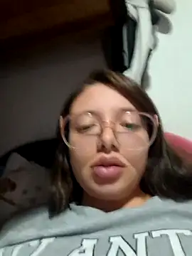 linda-schmidt online show from 10/18/25, 02:47