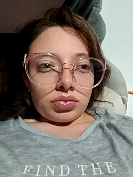 linda-schmidt online show from 04/15/26, 03:35