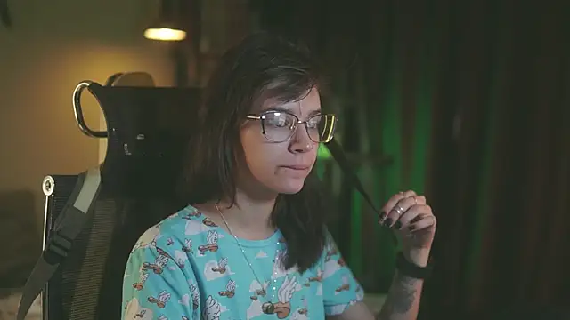 alyssa sweet online show from 10/02/25, 04:08