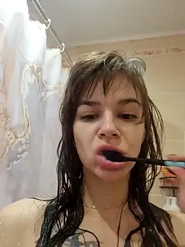 alyssa sweet online show from 11/12/25, 04:57