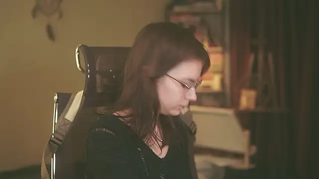 alyssa sweet online show from 02/24/26, 04:43