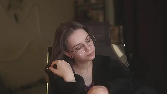 alyssa sweet online show from 04/10/26, 05:23